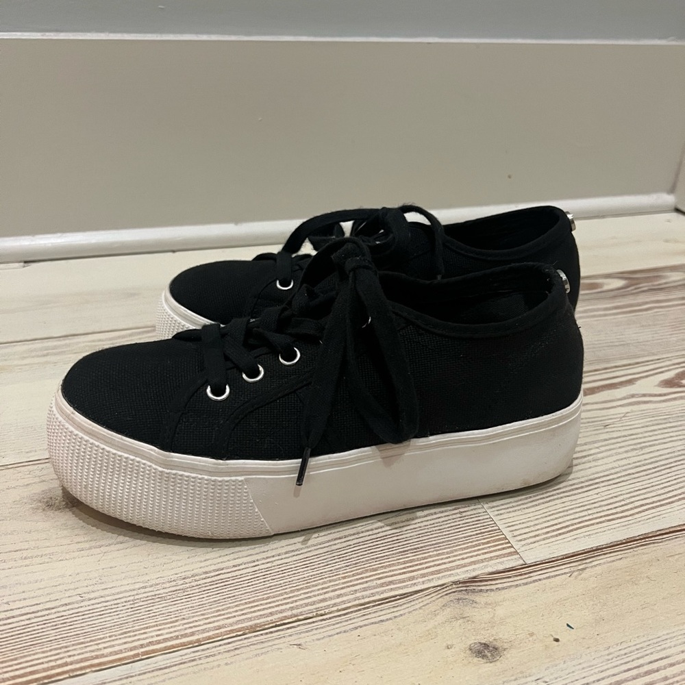 Steve Madden Elore Platform Sneaker
